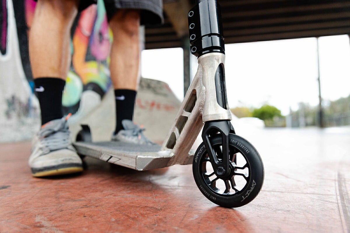Grit Invader 6.5 Stunt Scooter