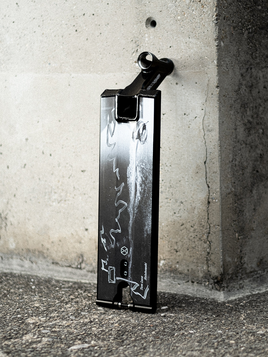 NATIVE Ventura Deck Tom Luca Signature