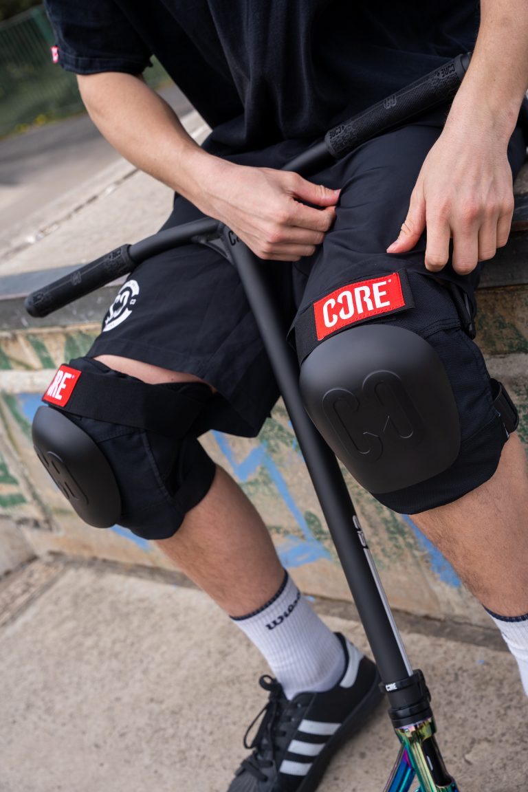 Core REPLACEMENT Pro Park Knee Caps - Black