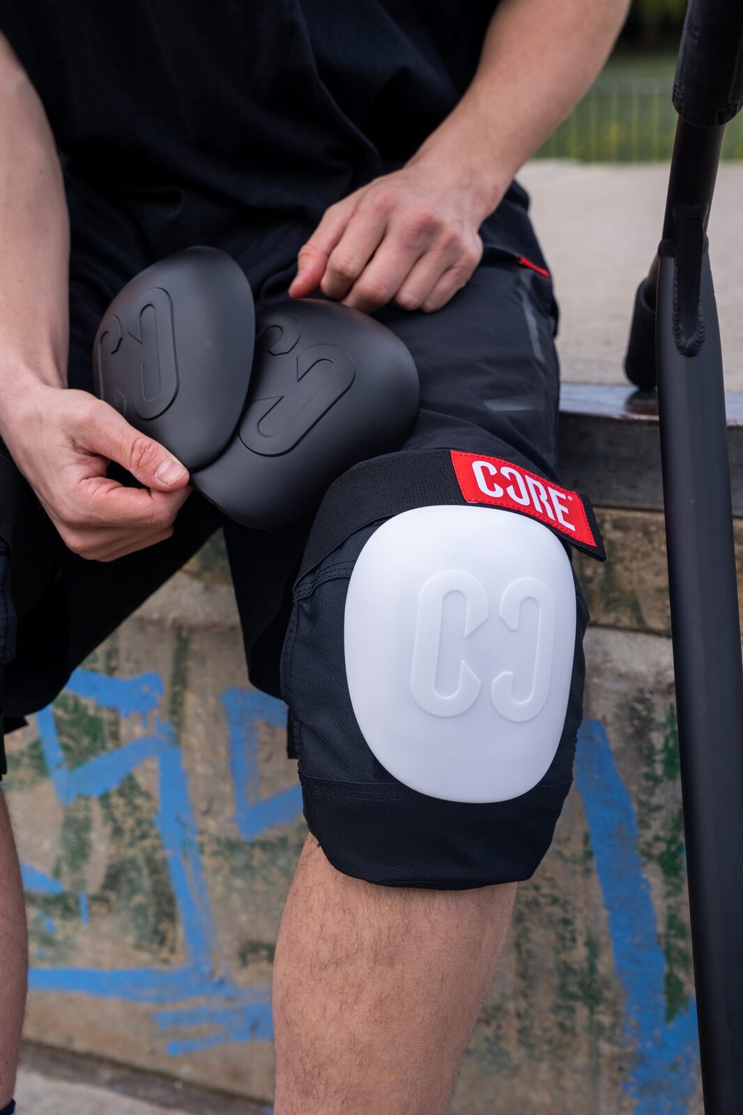 Core REPLACEMENT Pro Park Knee Caps - Black