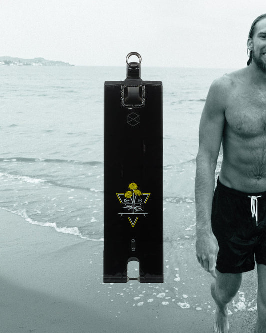 Ventura Deck Kevin Austin Signature
